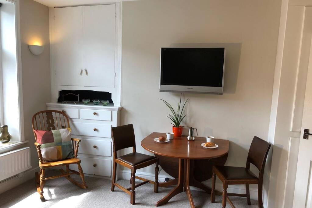 Stylish Studio Gem In The Heart Of Hebden Hebden Bridge Εξωτερικό φωτογραφία
